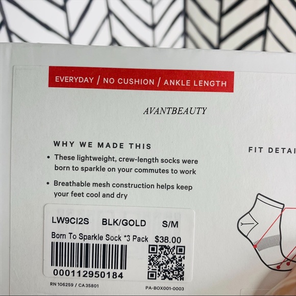 🔸 Lululemon born to sparkle socks black gold S/M - Picture 6 of 8